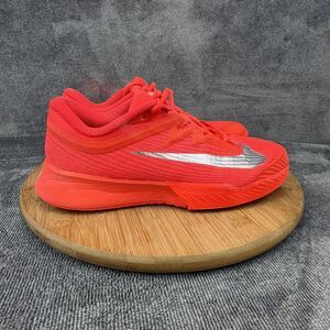 Nike Air Zoom XC Shoes Womens Size 8 Red Mesh Running Sneakers HQ2550-600